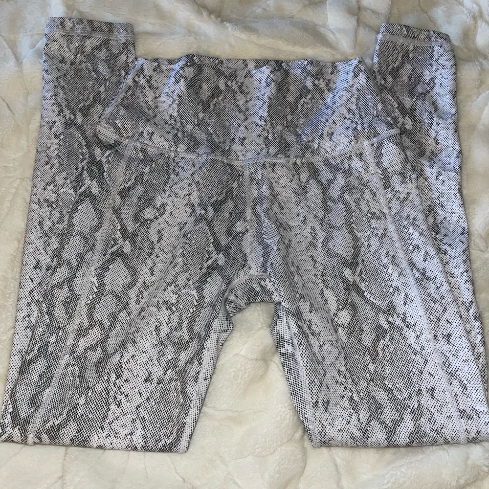 Curves n combatboots snakeskin leggings